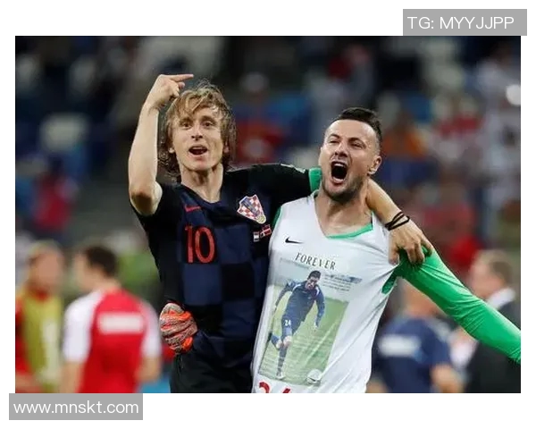 世界杯决赛圈各支球队战术打法全解析与精彩对决战略分析