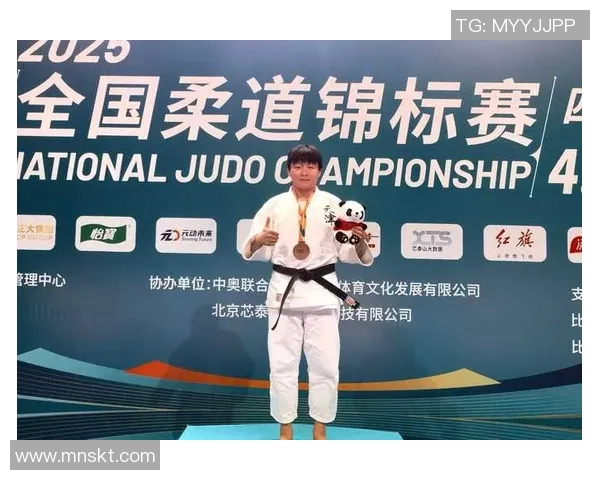 中国男队在世界柔道锦标赛收官创历史新高团体奖牌数突破纪录