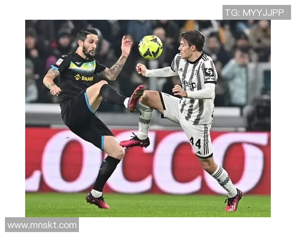 欧洲杯替补球员表现与轮换策略对球队整体战术影响的研究分析